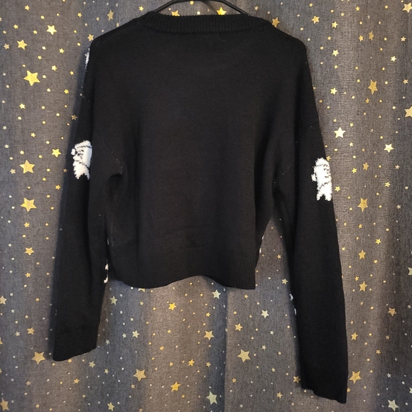 Active USA | Black Sweater With White Bow Pattern Large - Picture 4 of 4